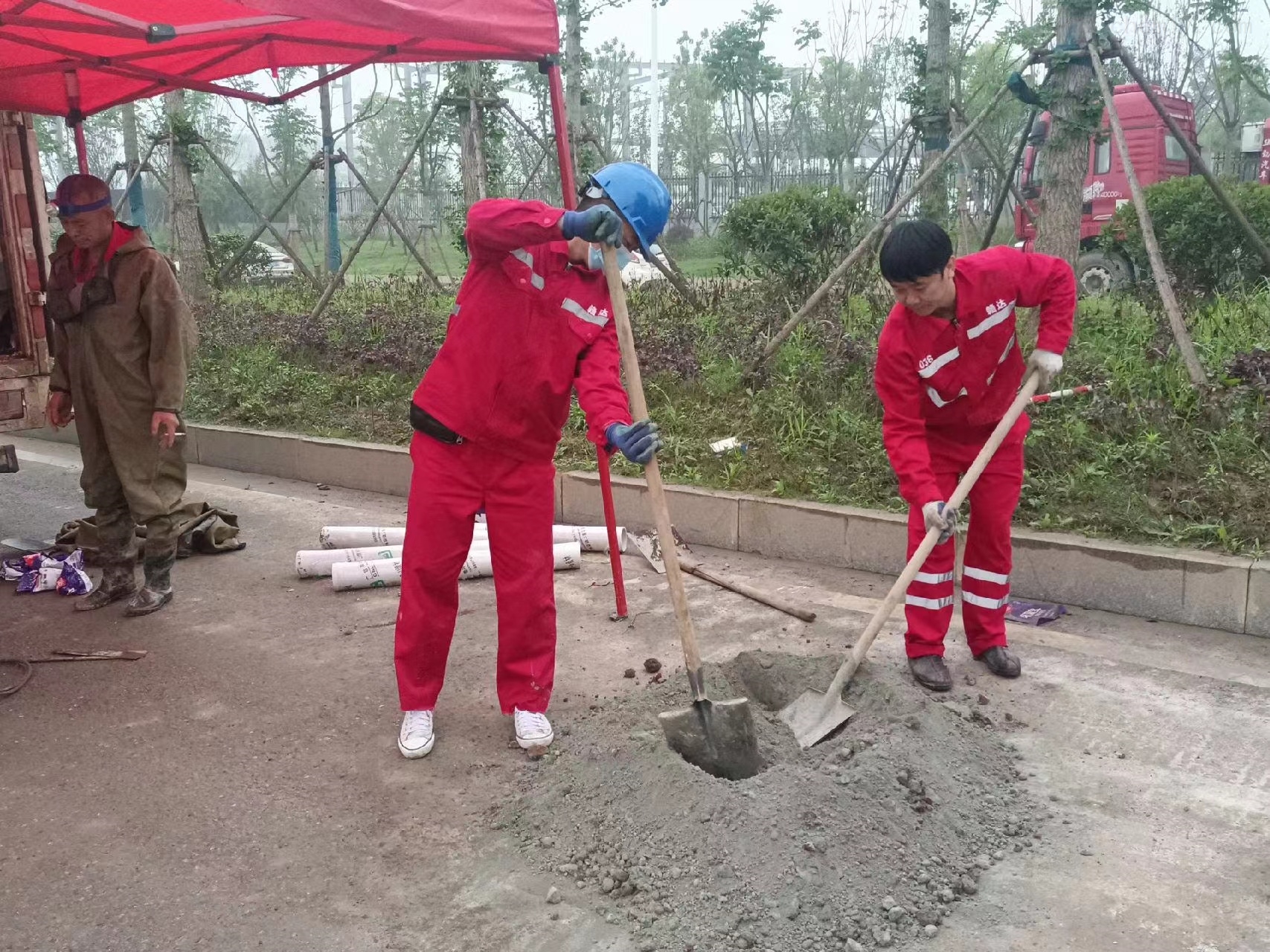 卢氏管道疏通哪家好】及时进行市政管道清淤